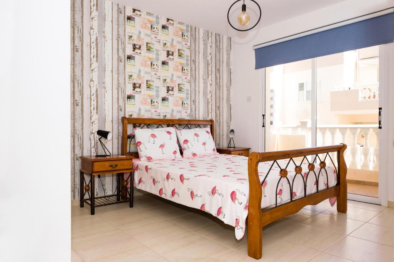 Sofia Apartment 700M Away From The Beach Paralimni Exteriér fotografie