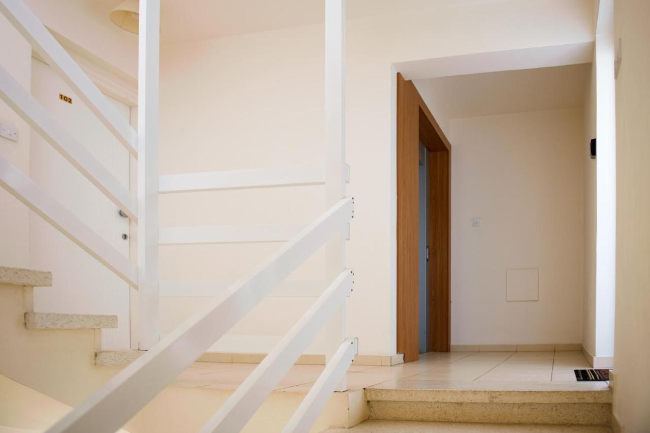 Sofia Apartment 700M Away From The Beach Paralimni Exteriér fotografie